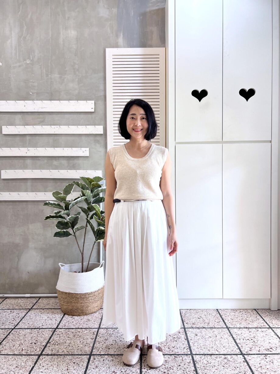 Pleated A-line Midi Skirt with Belt