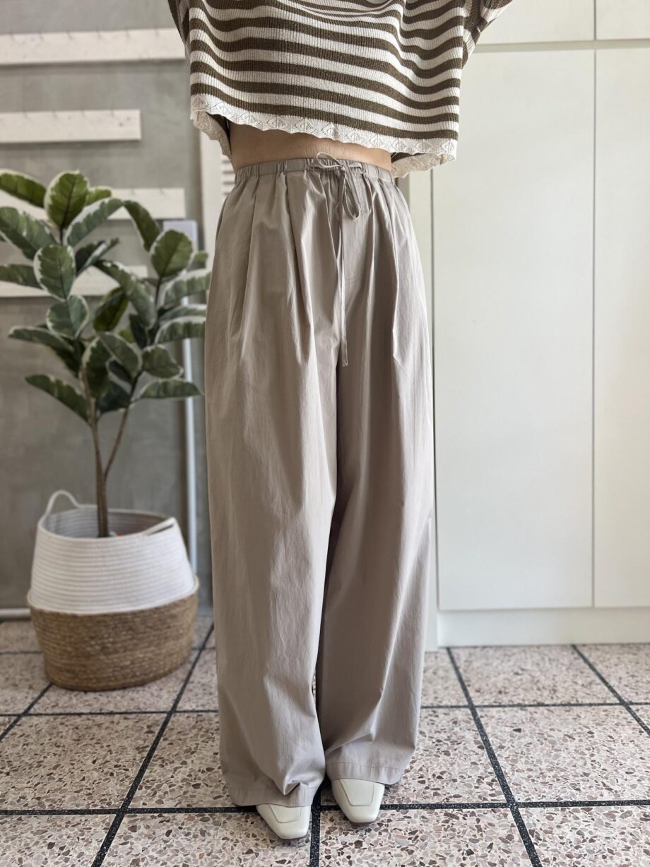 Drawstring Wide-leg Pants