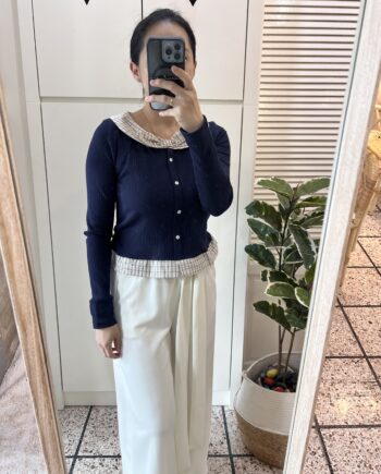 Contrast Collar Bow Knit Top