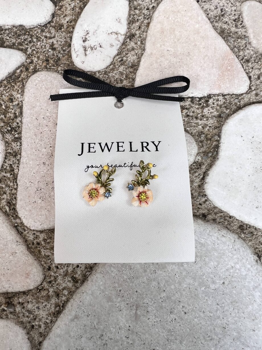 Earring